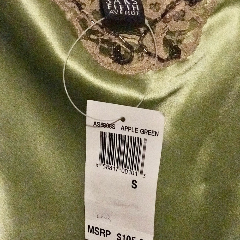 Silk camisole and thong - Picture 6 of 6